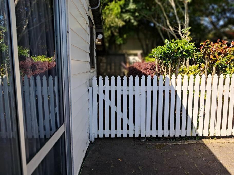 Sweet Guesthouse Waitara Exterior photo